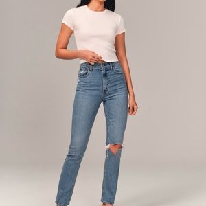 Abercrombie & Fitch Curve Love Ultra High Rise 90s Slim Straight in Size 26 L